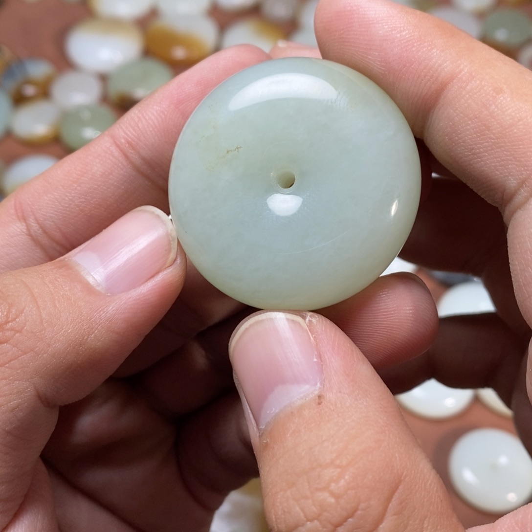 和田玉吊坠(不含链)未镶嵌