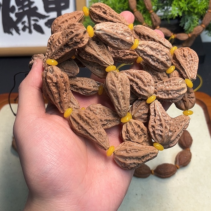 文玩核桃吊坠核桃27瑕疵