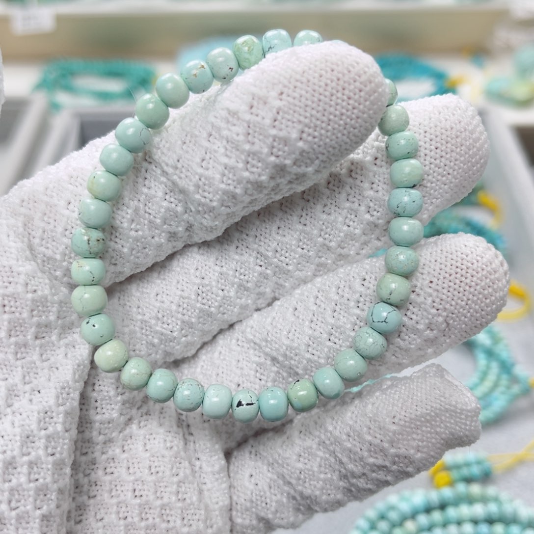 绿松石绿松石未镶嵌