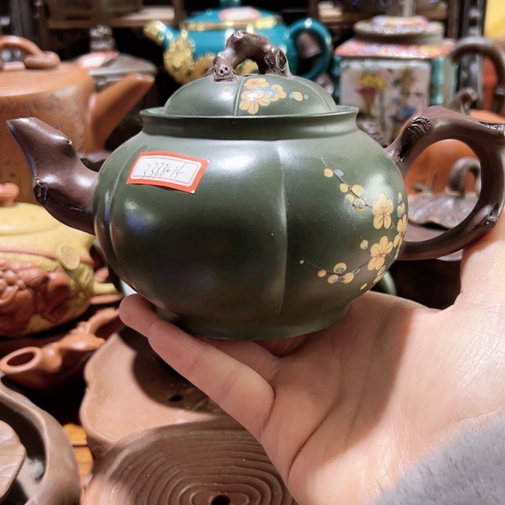 紫砂壶收藏起来了！