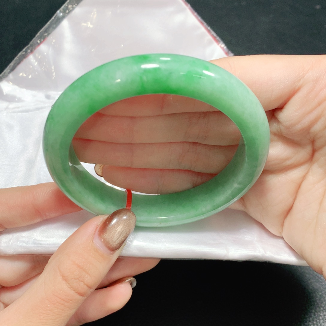 翡翠未镶嵌手镯57圈031