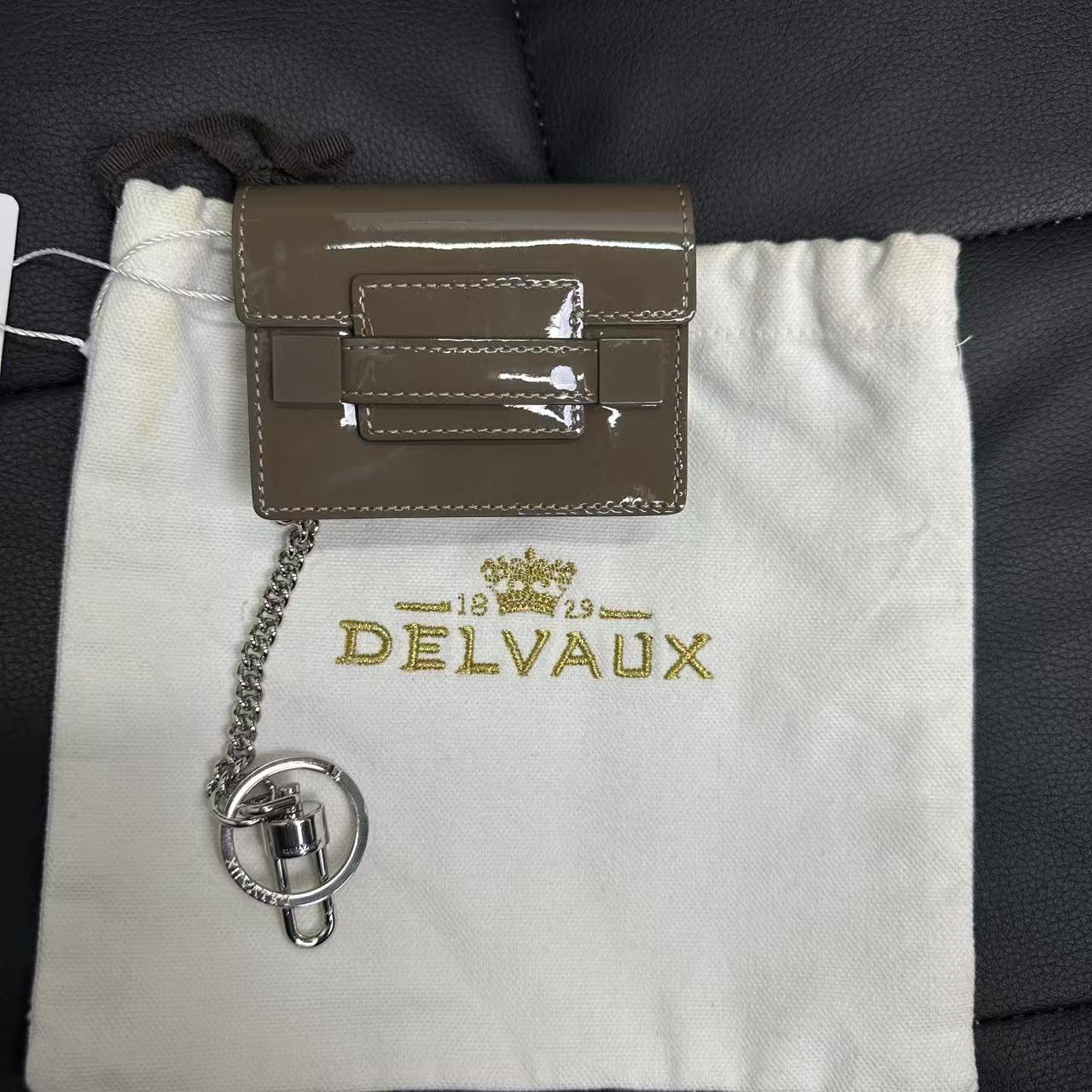 95新 Delvaux/德尔沃 /军绿色/漆皮/耳机包