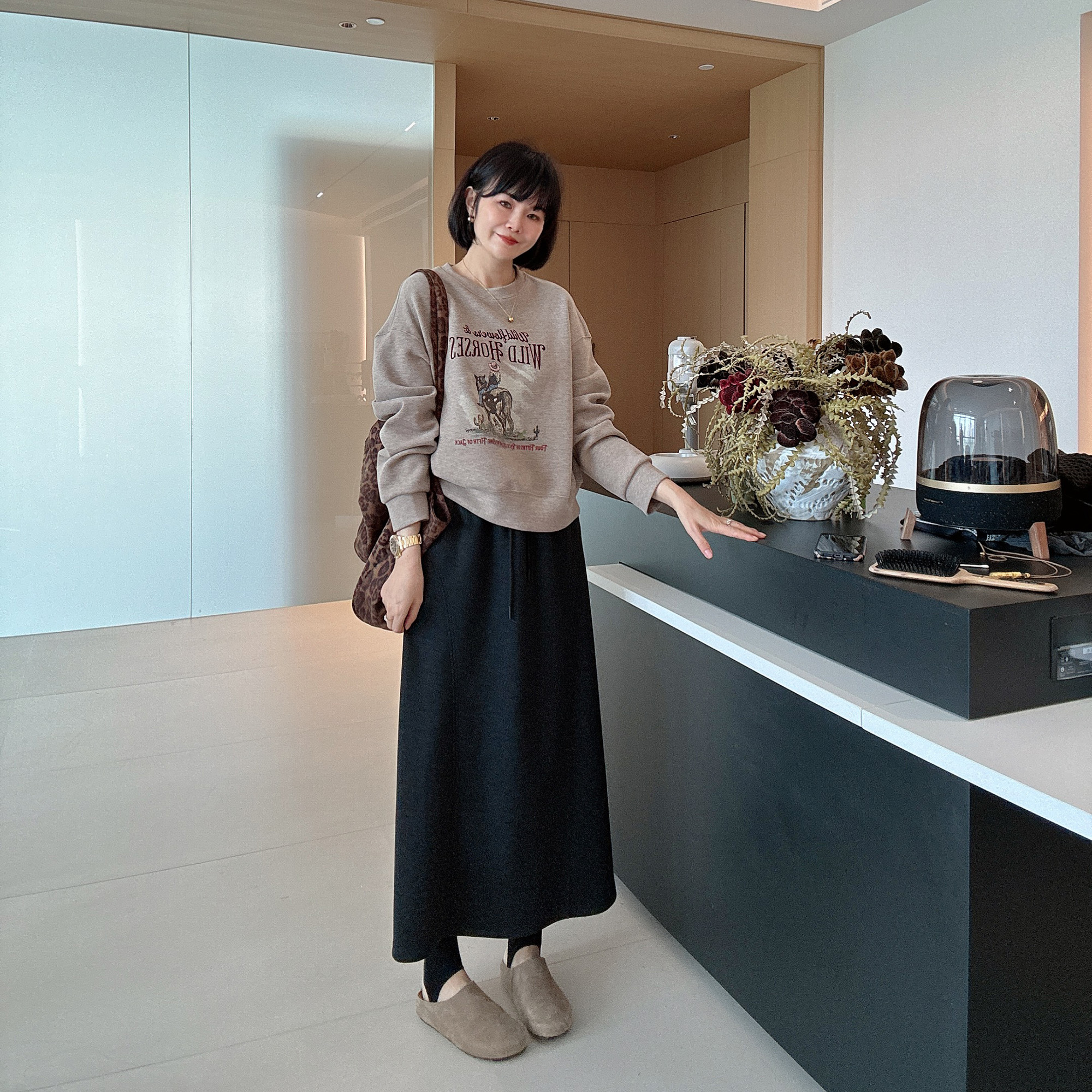 秋冬加厚高级感气质韩版百搭高腰显瘦直筒半身裙