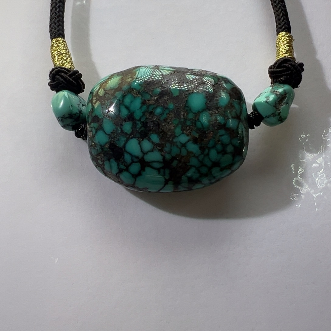 绿松石未镶嵌挂件