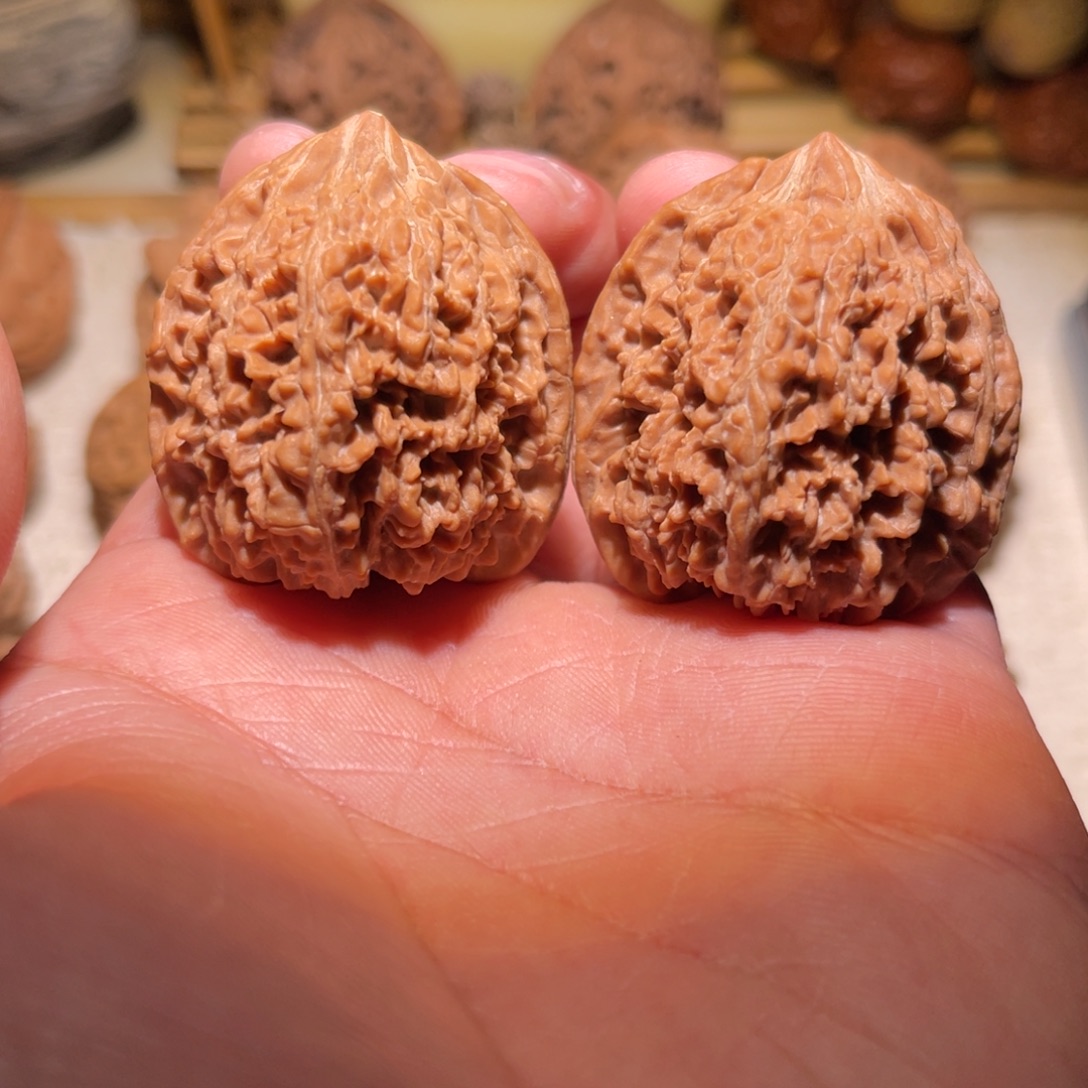 文玩核桃把件38满天星