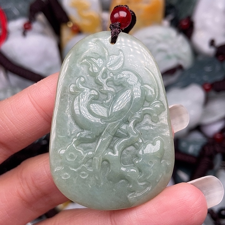 颈饰未镶嵌翡翠翡翠