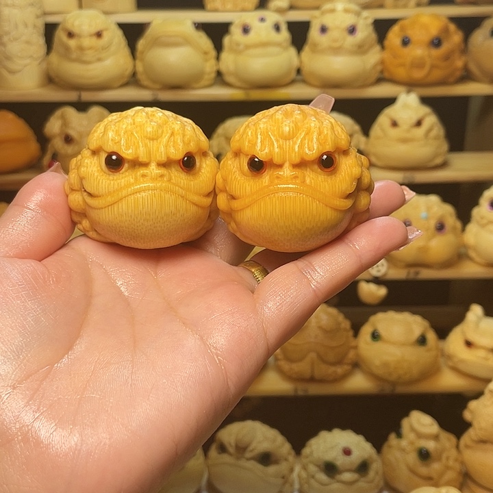 李***田醒狮恶霸一对+油刷