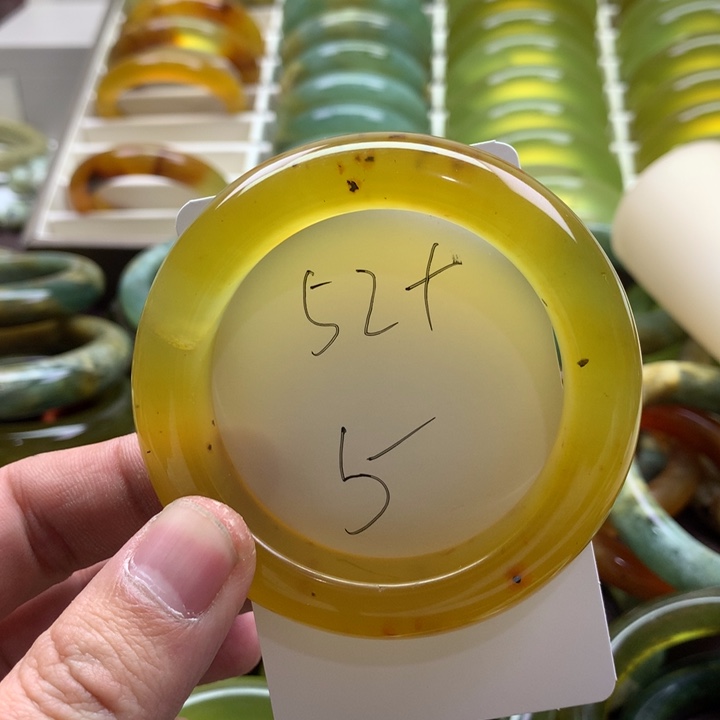 茉***井蛇纹石玉未镶嵌手镯