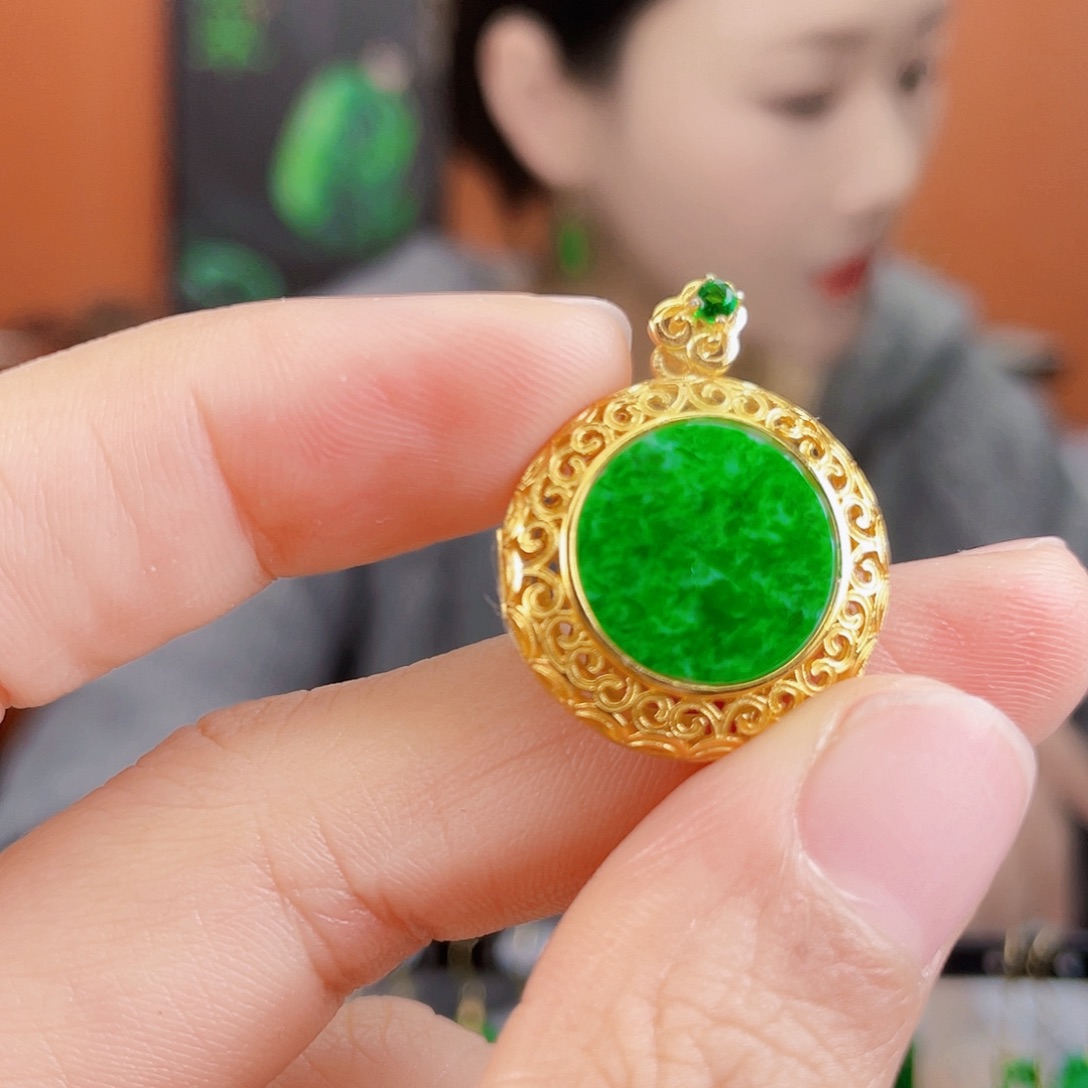 翡翠银S925镶嵌耳饰