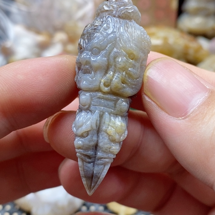 石英质玉颈饰未镶嵌