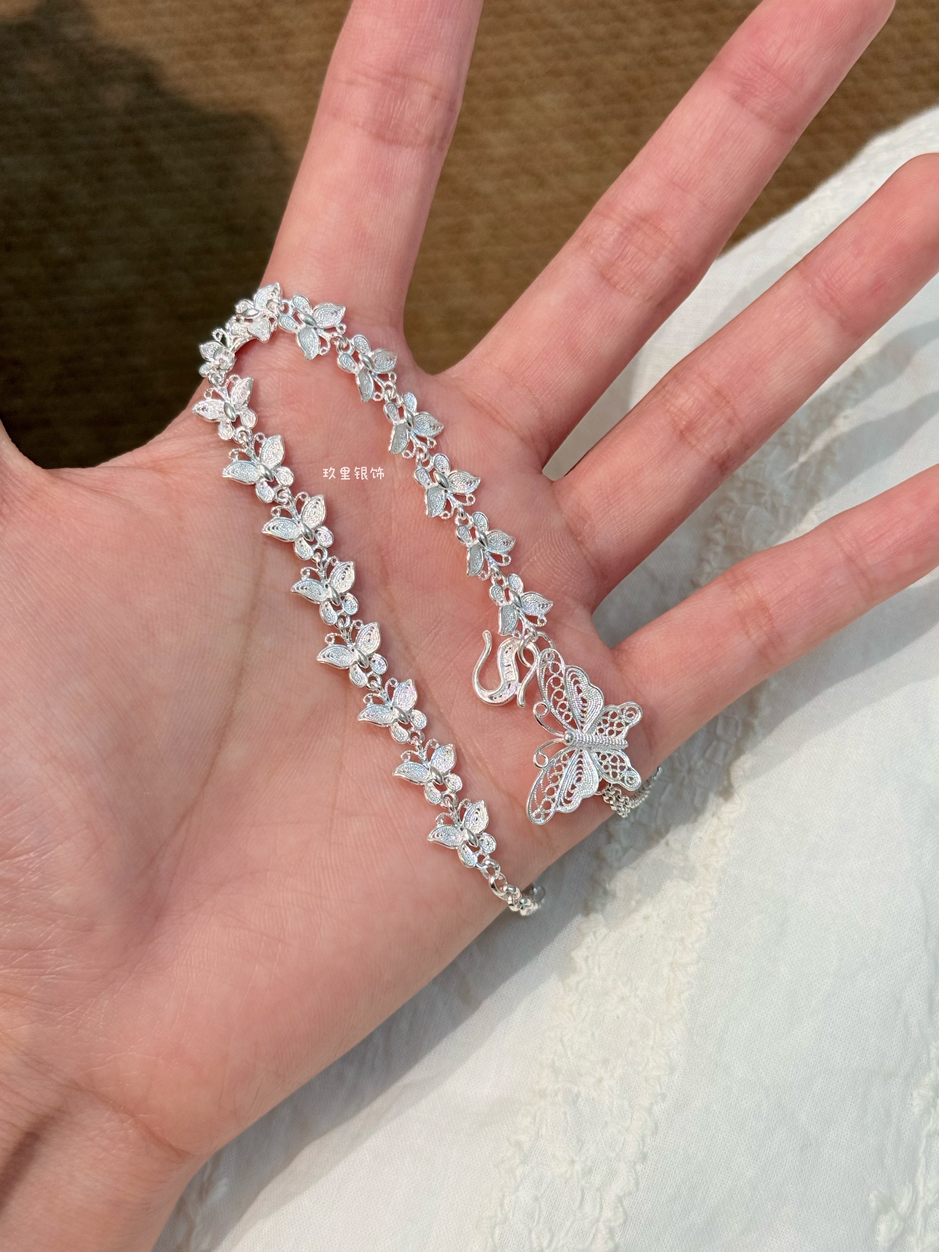 足银手链 纯银云蝶手链甜美蝴蝶手串流苏手饰百搭送女友闺蜜生日
