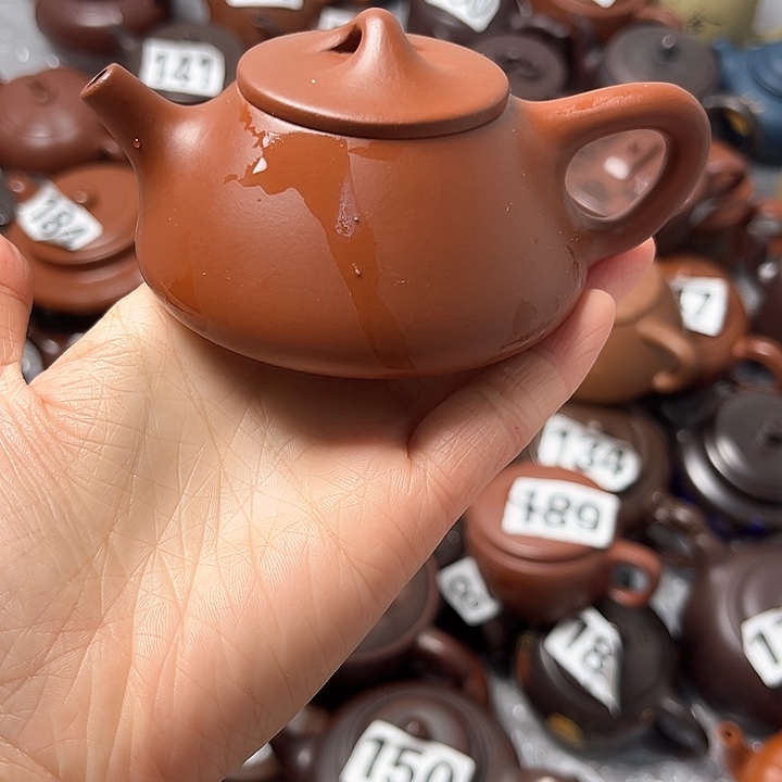 紫砂茶壶梦****?紫砂微瑕半手