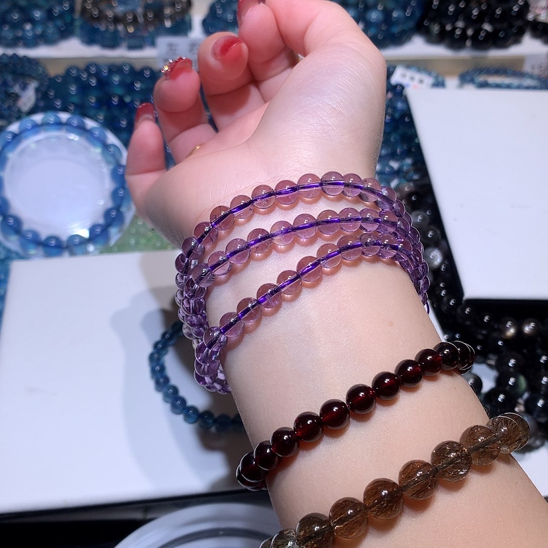 水晶手链未镶嵌透体紫水晶三圈6mm