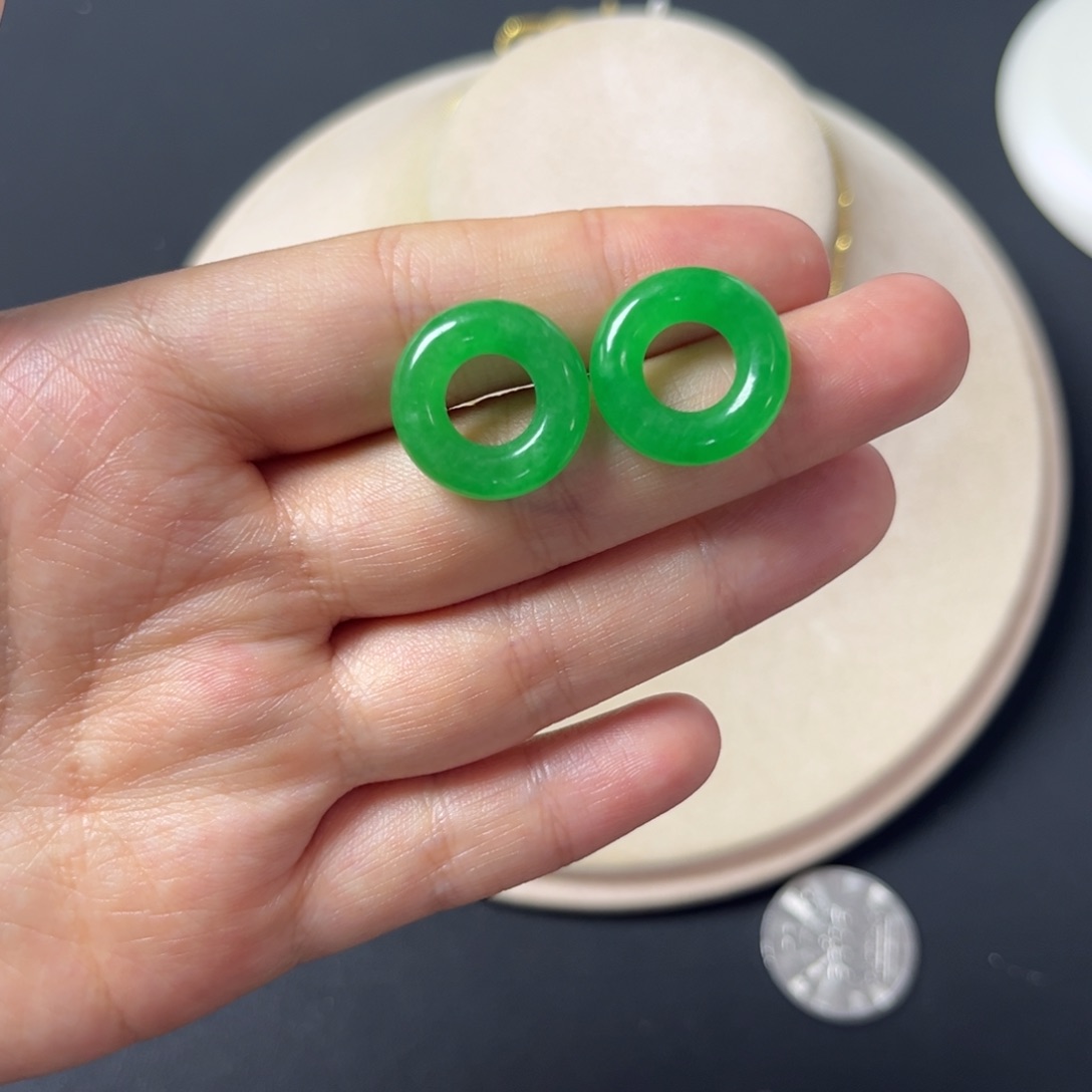 阿*甜甜圈直播编号S