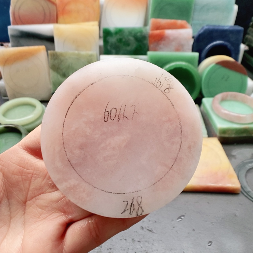 【闪购商品】定制石英质玉定制