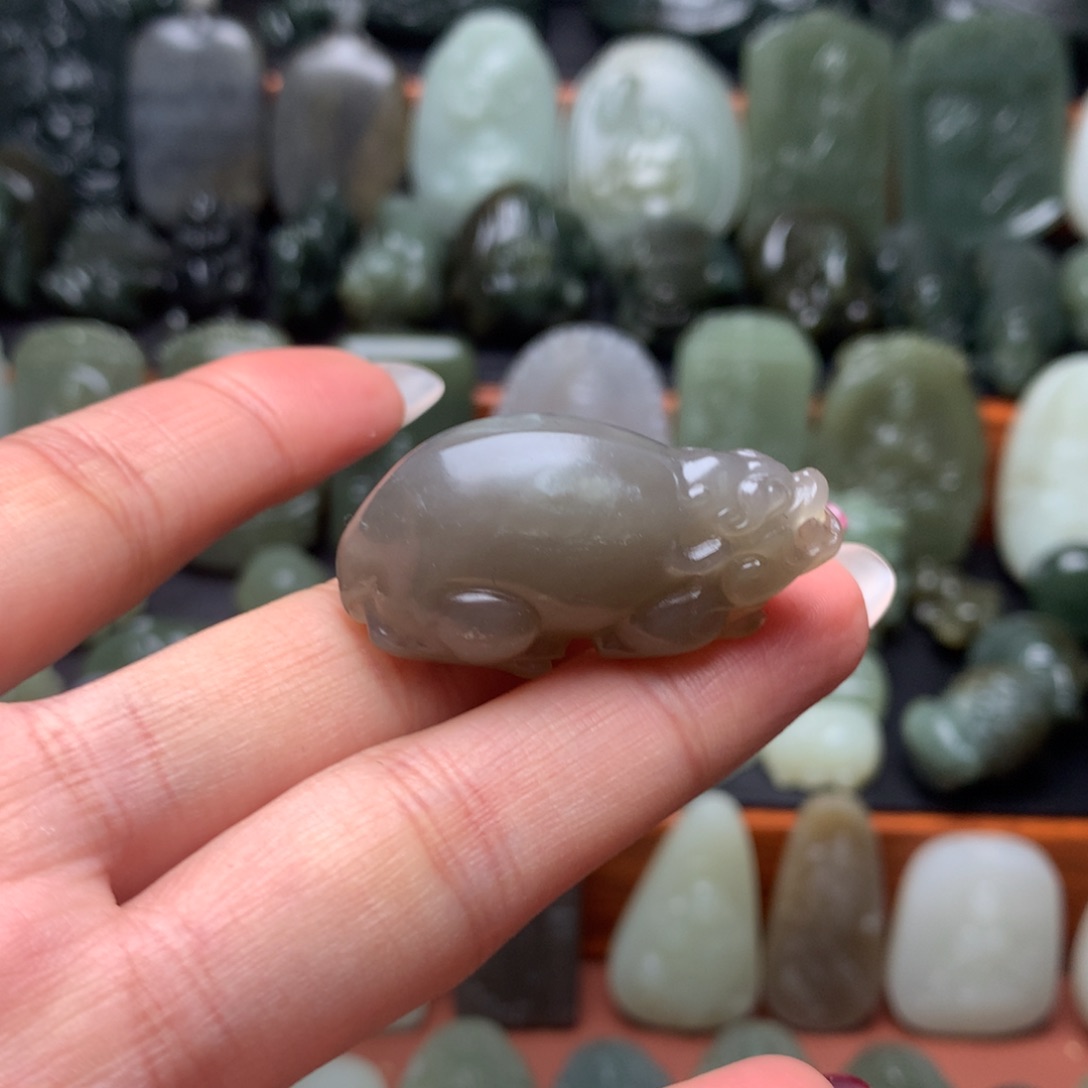 和田玉颈饰未镶嵌挂件35