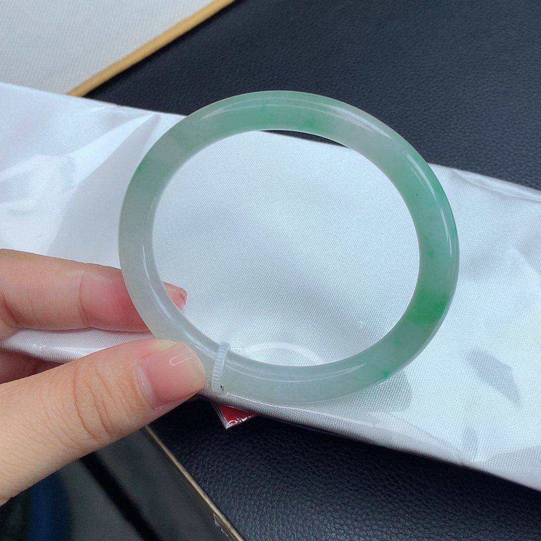 翡翠手镯未镶嵌天然翡翠7号