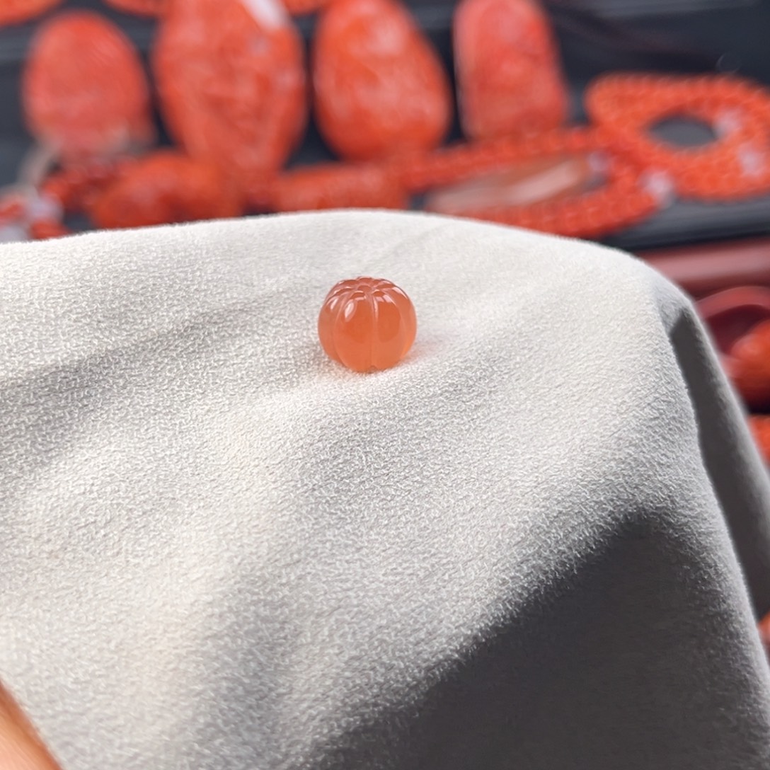 南红玛瑙未镶嵌手链