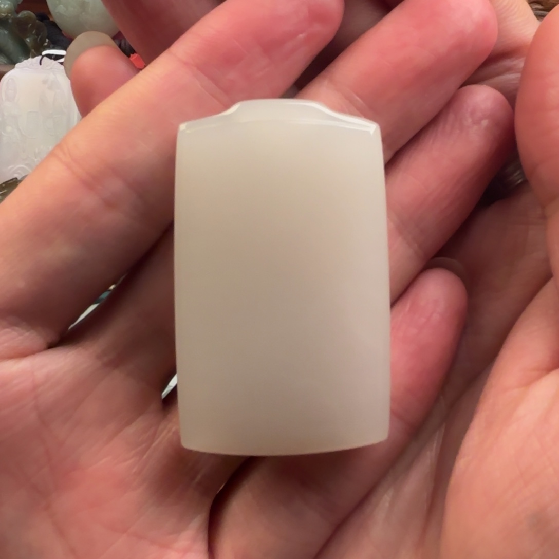 和田玉颈饰未镶嵌杰****心