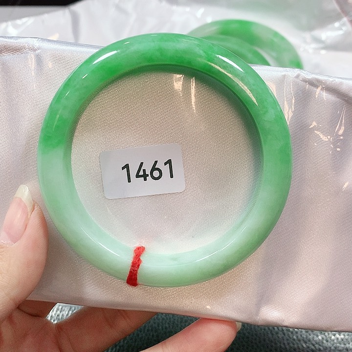 翡翠手镯未镶嵌天然翡翠手镯56.6