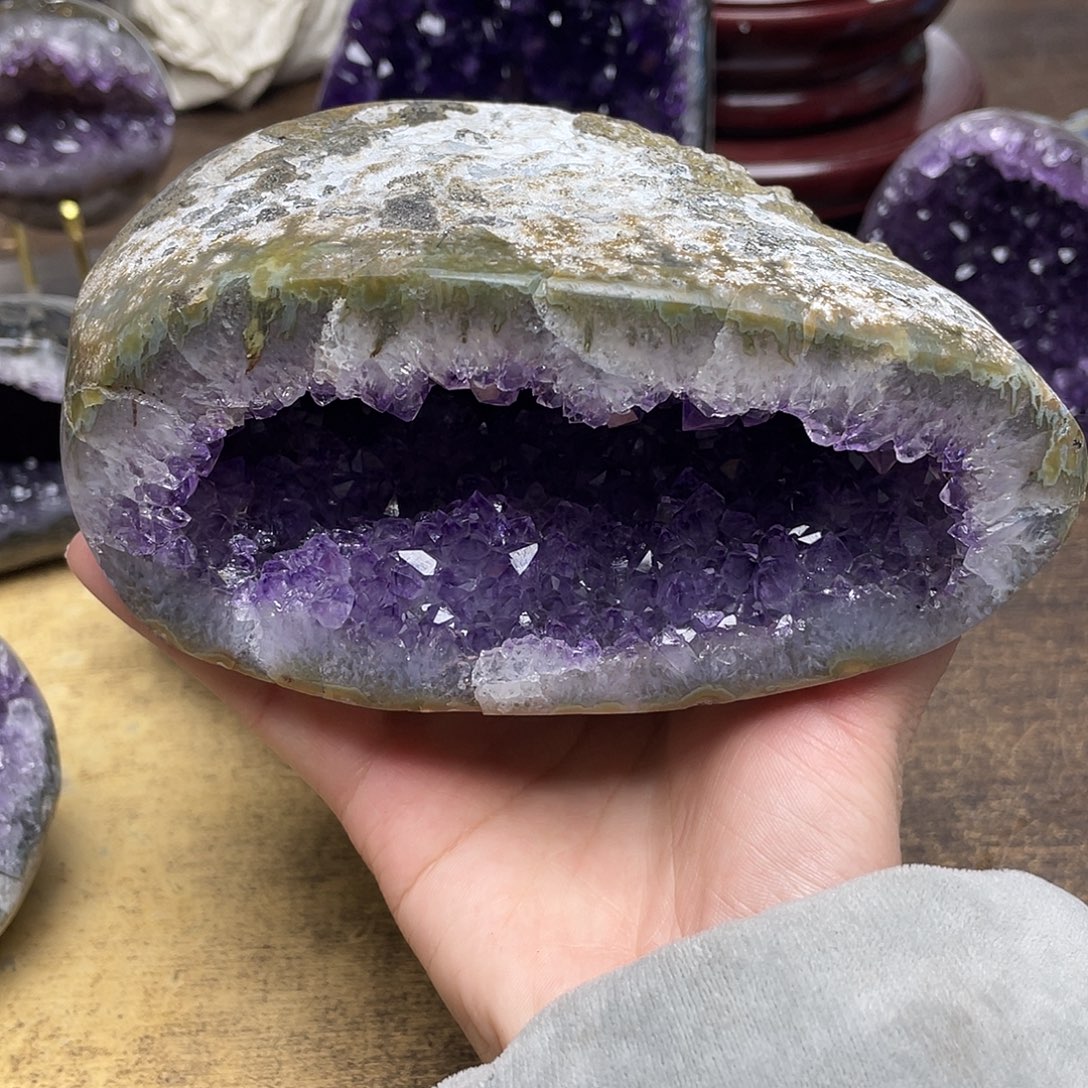 小****未镶嵌大型摆件（非配饰）紫晶