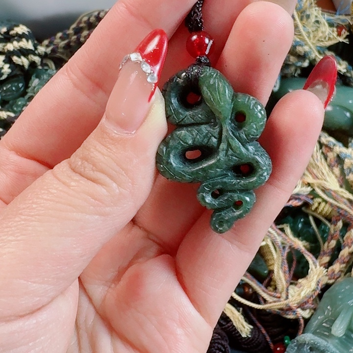 和田玉挂件未镶嵌