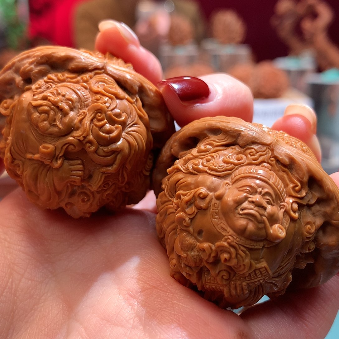 文玩核桃把件———————