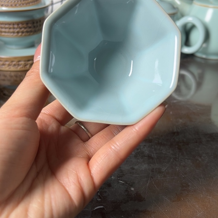 高乐可可可可咯摸摸摸摸哦