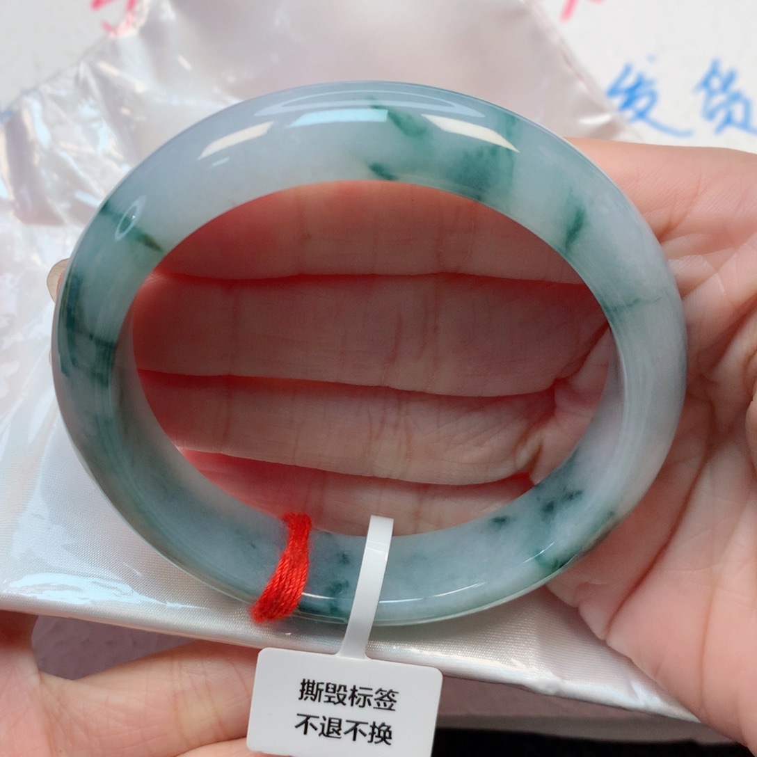 翡翠手镯未镶嵌59.7圈 水墨画艺术感 完整度高