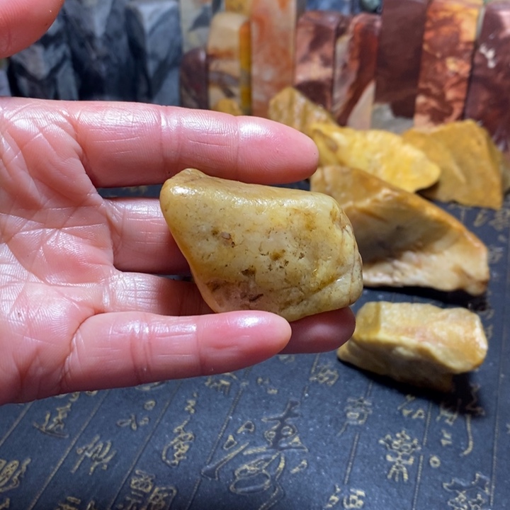 昌化鸡血石印章石