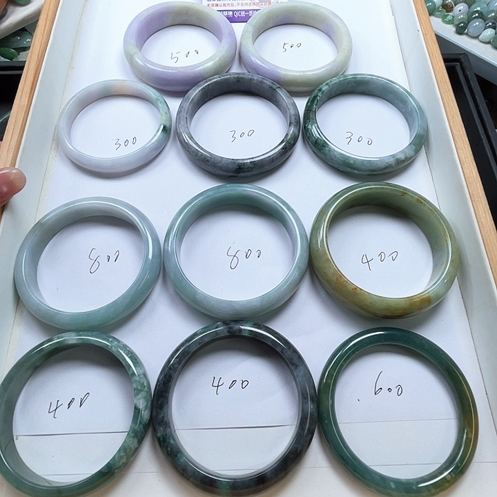 颈饰未镶嵌翡翠婧*