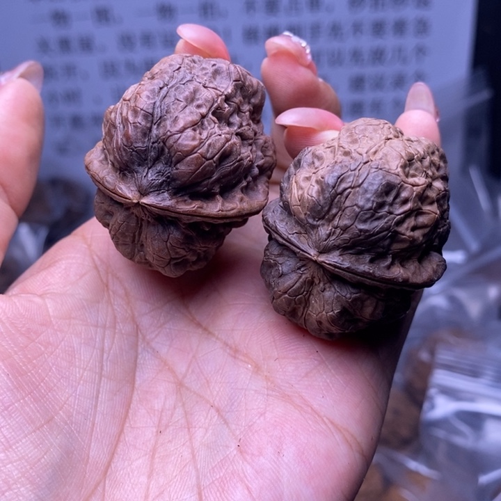 核桃云南野生铁核桃62号40mm