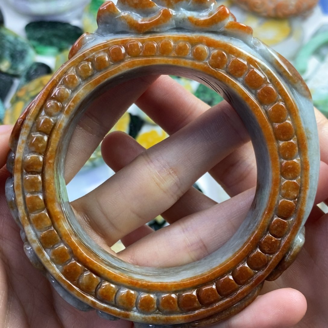 翡翠未镶嵌颈饰海*吊坠