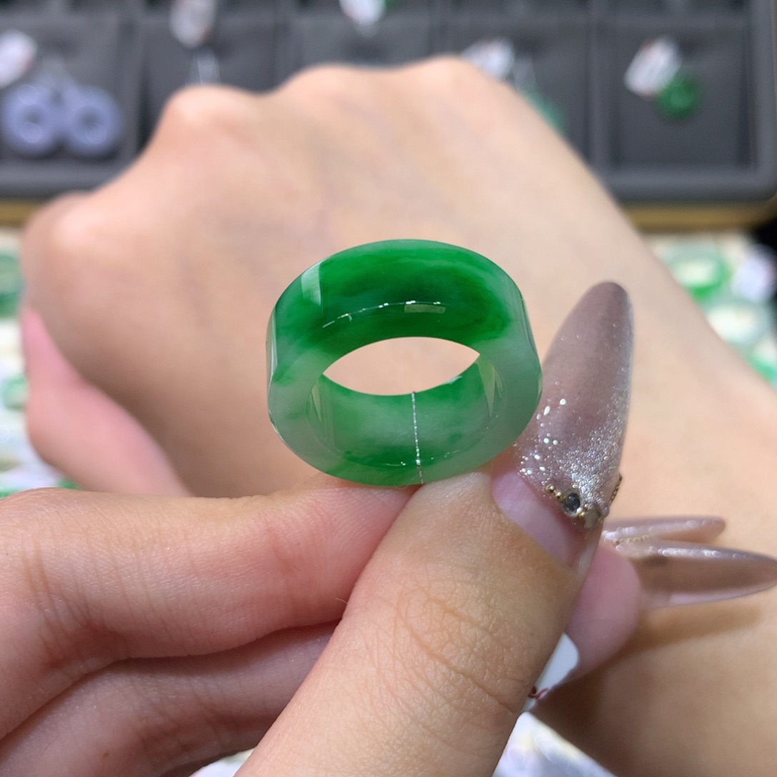 翡翠戒指未镶嵌10-11方戒