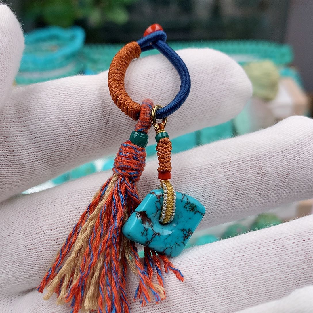 绿松石包挂未镶嵌