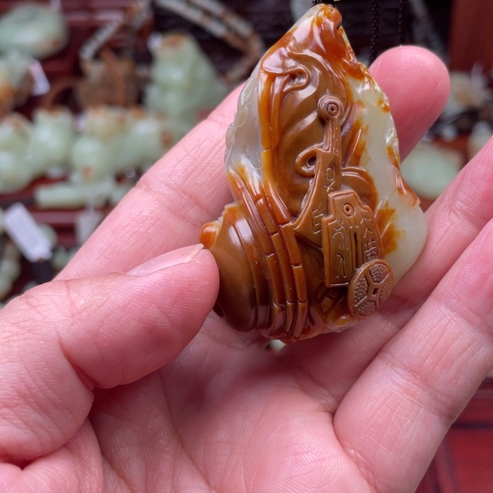 岫岩河磨玉（透闪石质玉）未镶嵌颈饰