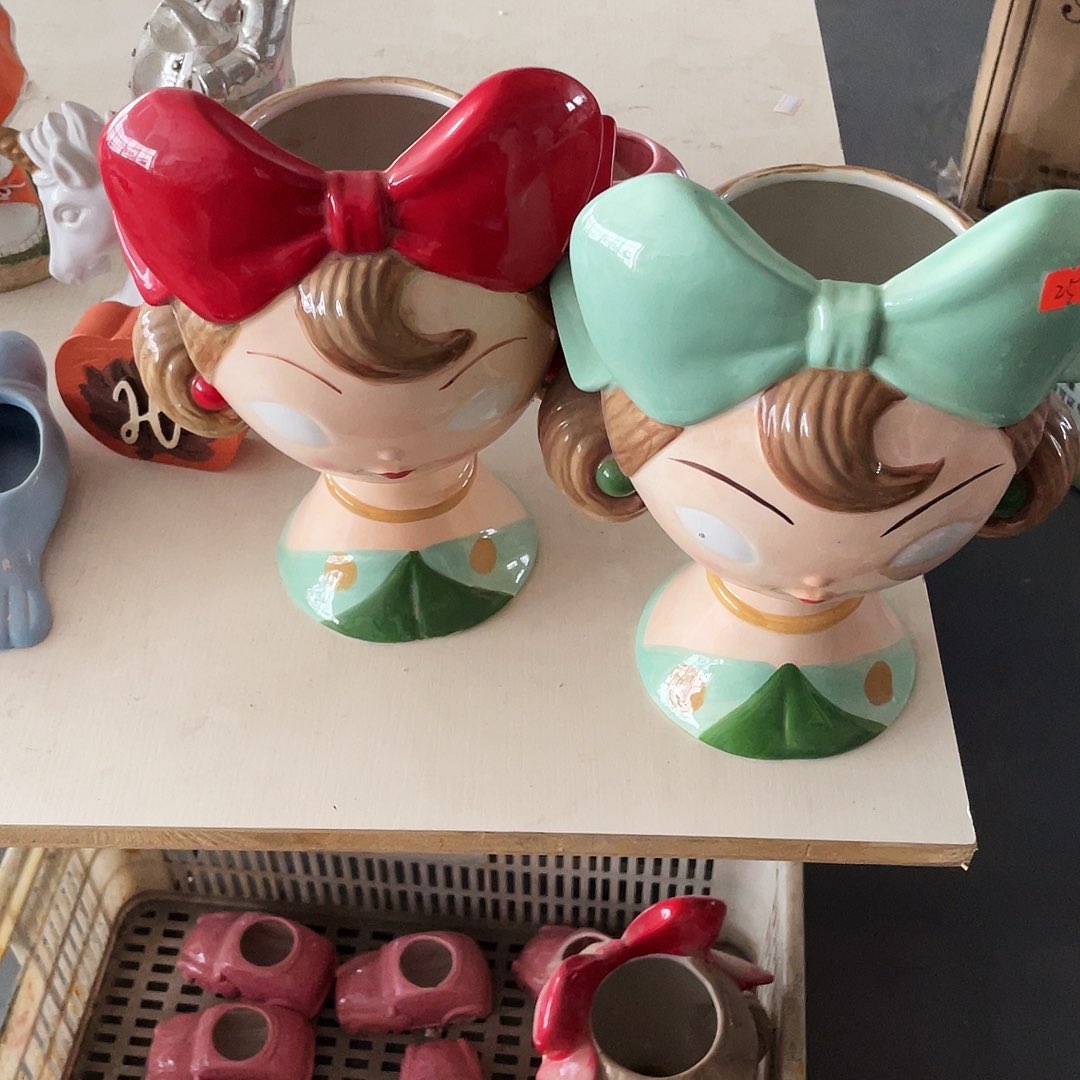 摆件碳***羊摆件。                 