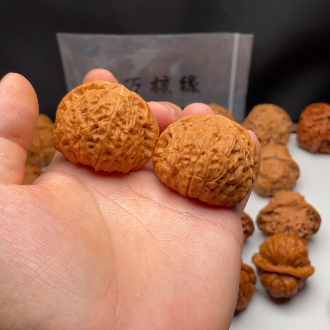 文玩核桃吊坠一**告42南瓜墩