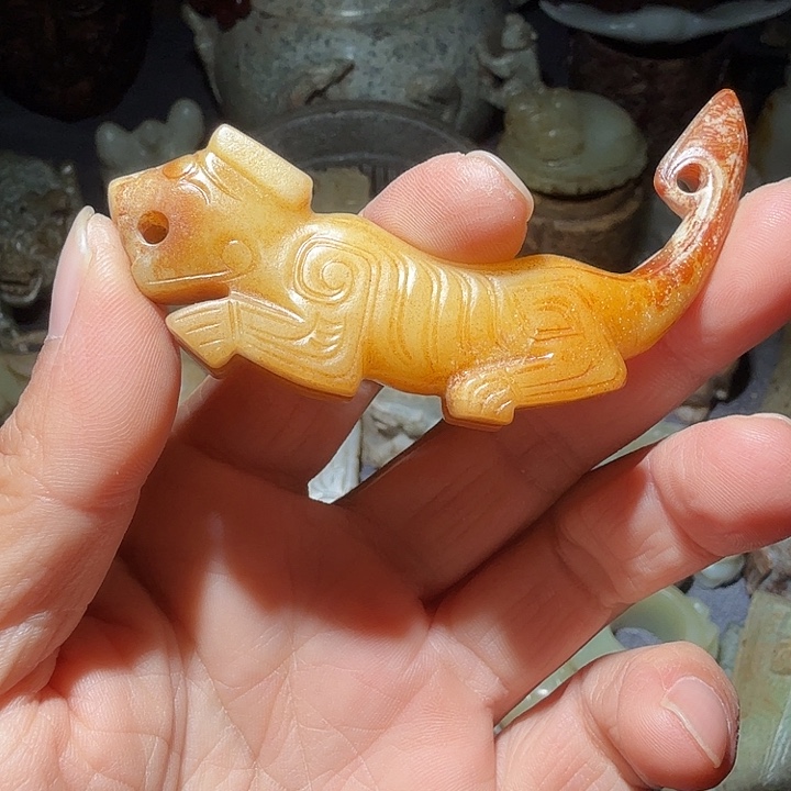 古***明和田玉（糖玉）未镶嵌挂件