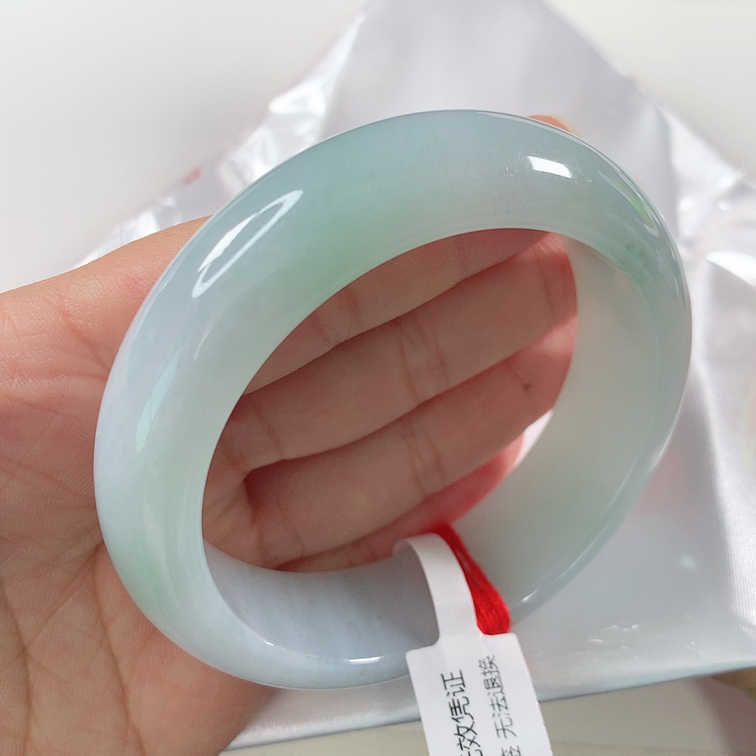 翡翠手镯未镶嵌①③②