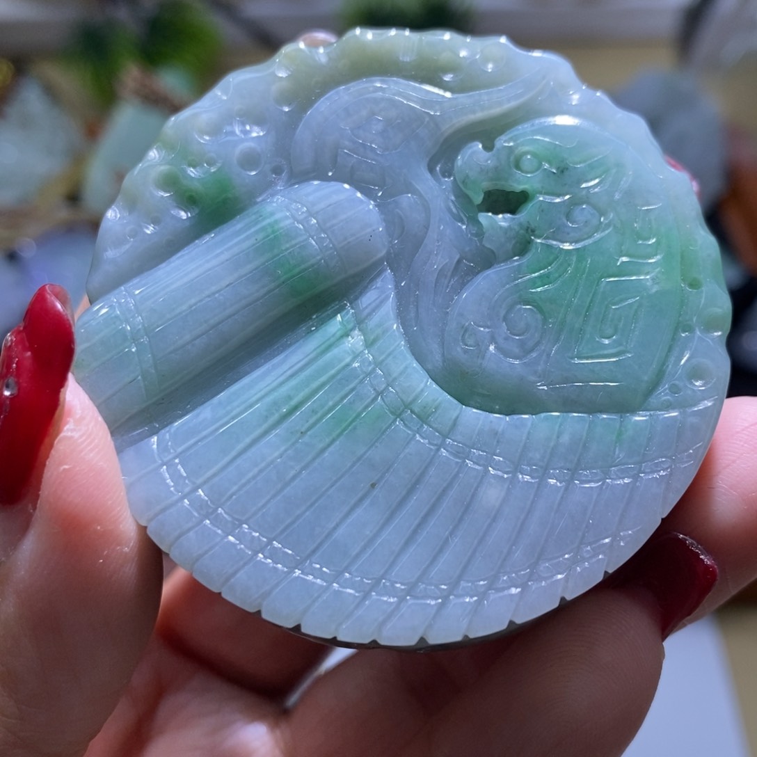 【闪购商品】翡翠颈饰未镶嵌八破
