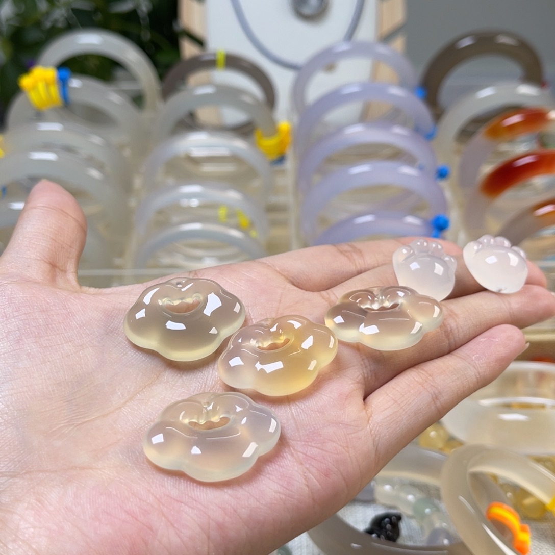 手镯玛瑙/玉髓未镶嵌