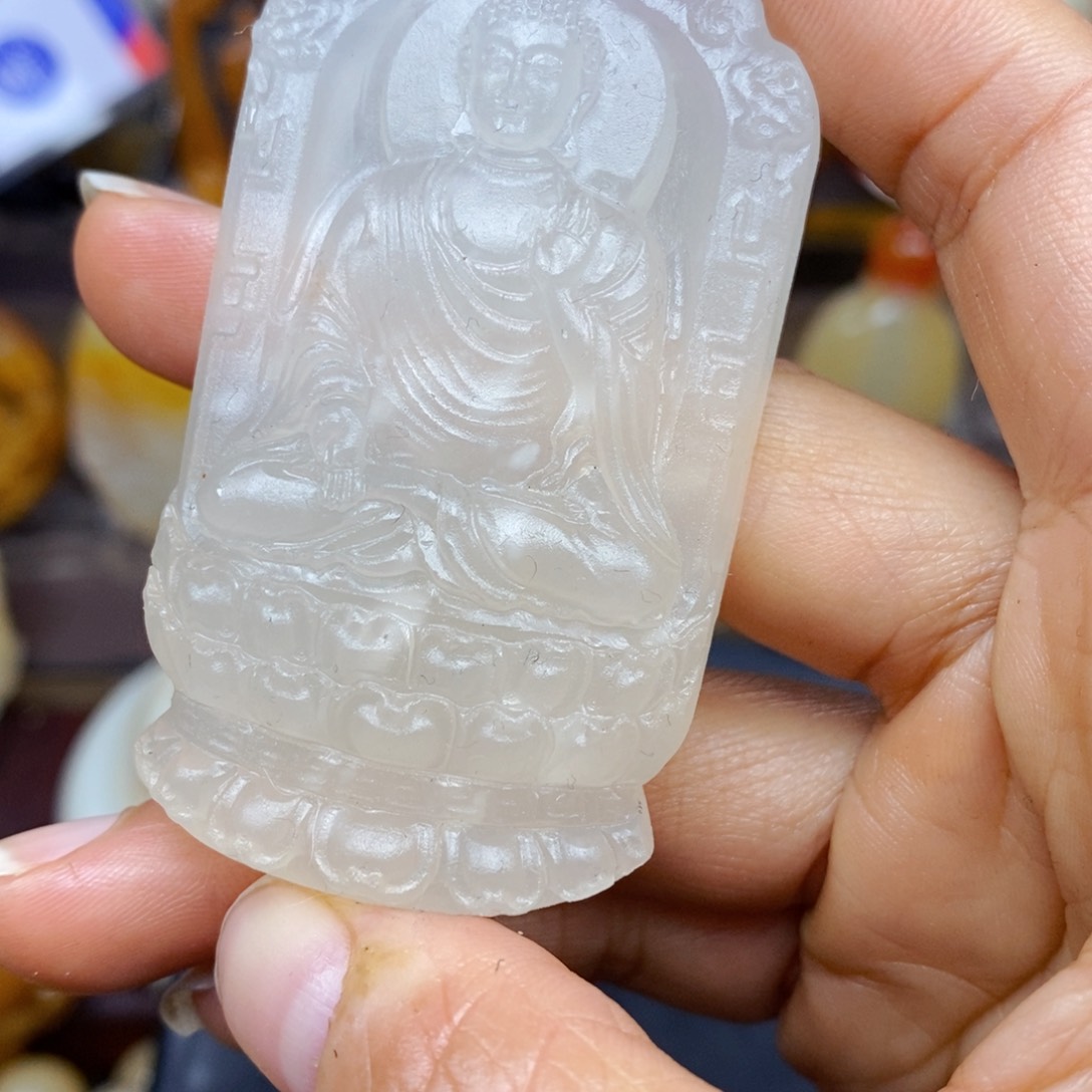 石英质玉颈饰未镶嵌