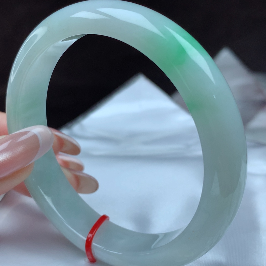 翡翠手镯未镶嵌96415，