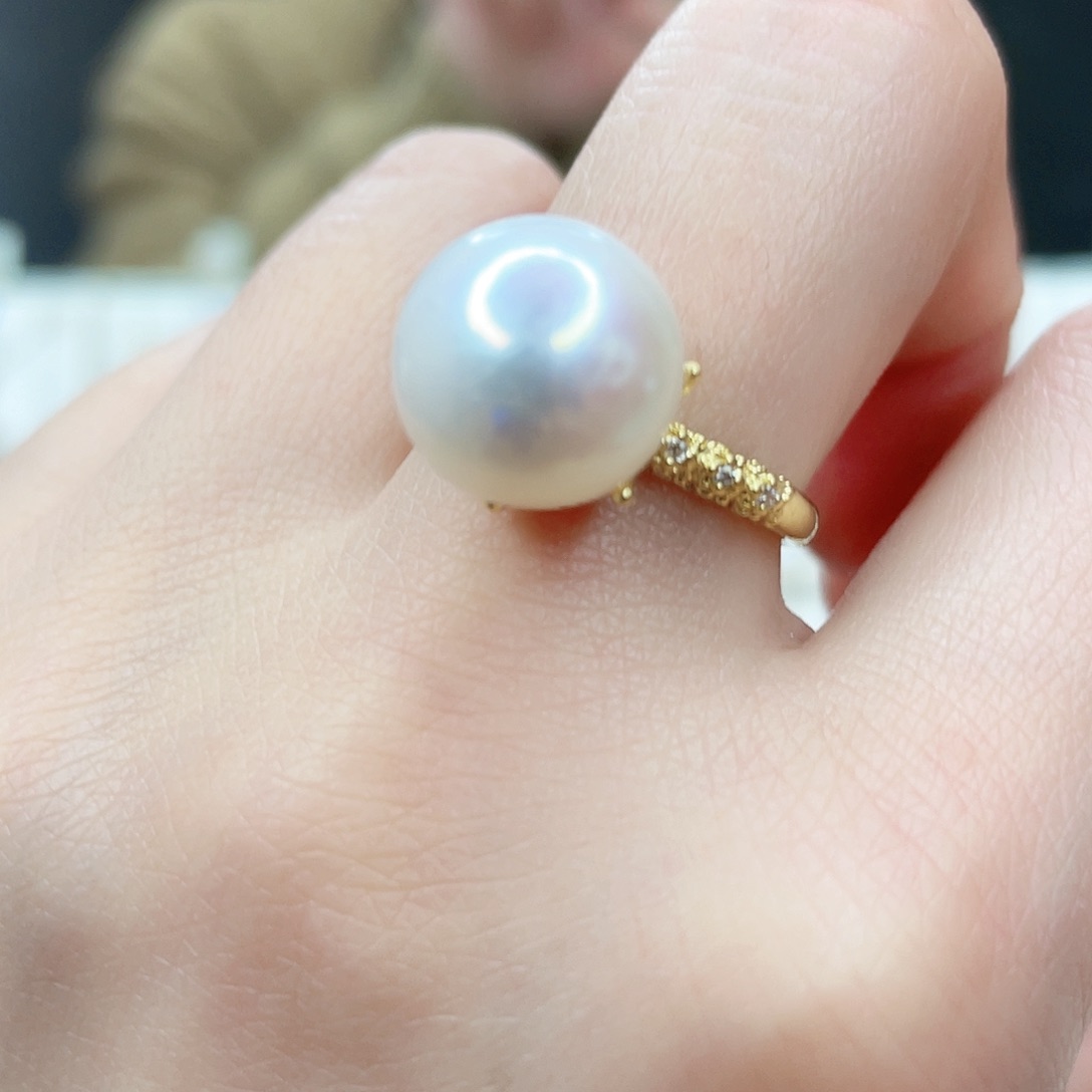 淡水珍珠吊坠(赠链)未镶嵌