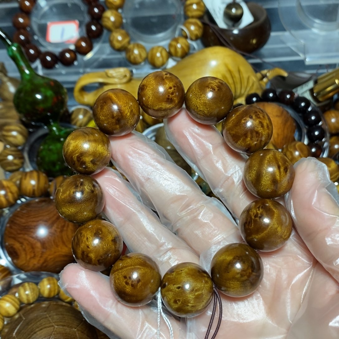 金丝楠一**舟木雕工艺品