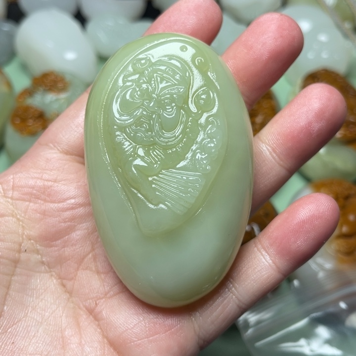 鲨***M石材天然方解石手把件不退换