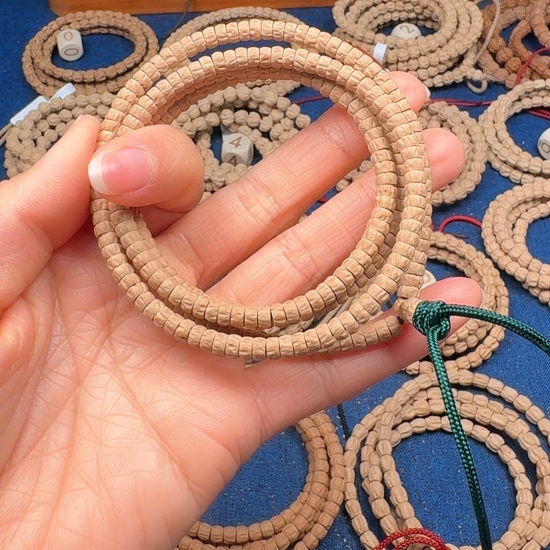 柏香籽/百香籽吊坠?****坤