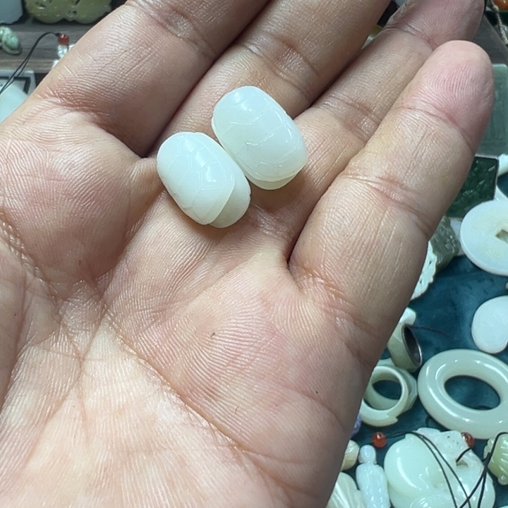 和田料挂件喜欢的就漏