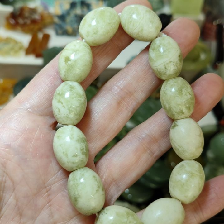 岫玉未镶嵌挂坠款式